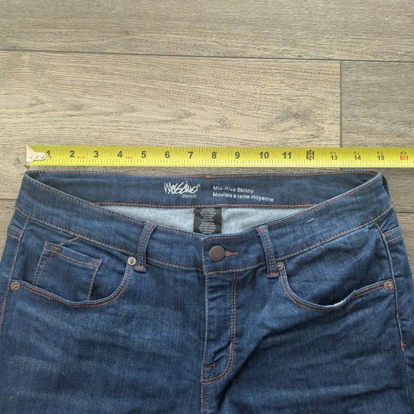 Mossimo Denim Mid-Rise Skinny Jeans Women's Size 8/29 Medium Wash Pants - Picture 2 of 7